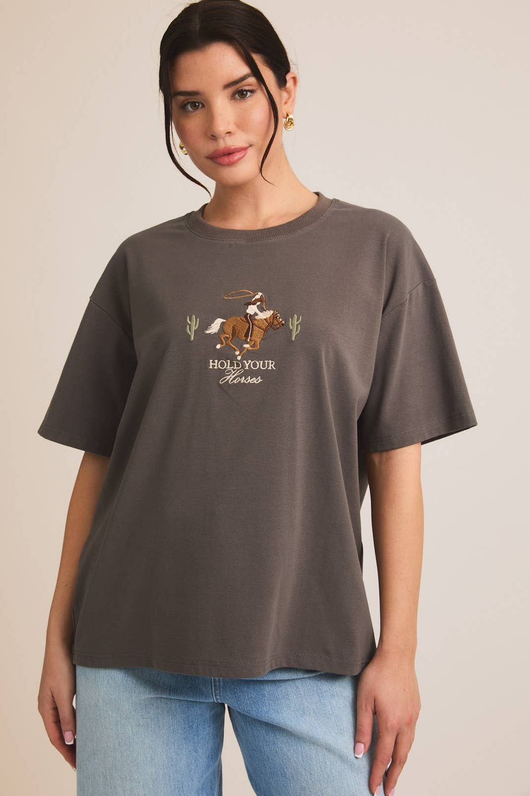 "HOLD YOUR HORSES" EMBROIDERED T-SHIRT