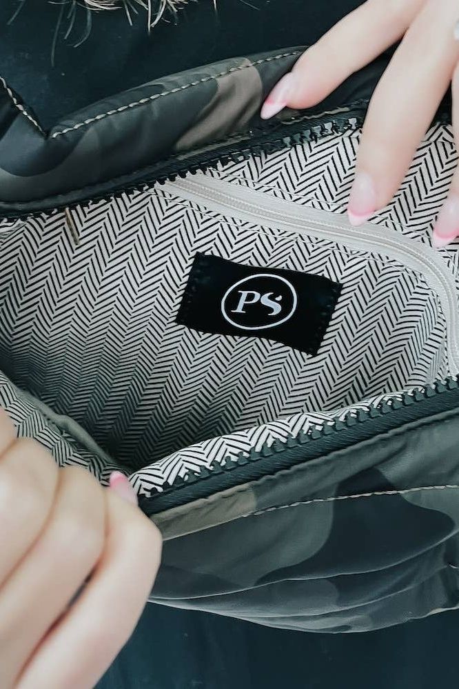 Janie Puffer Belt Bag: Camo