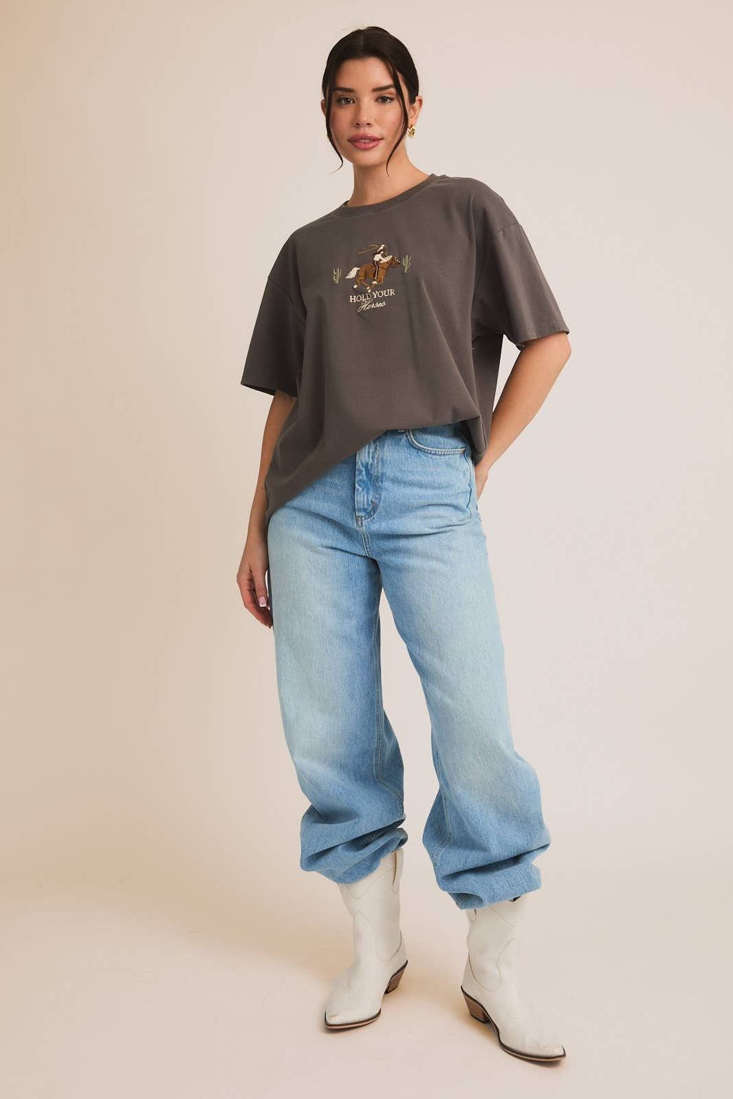 "HOLD YOUR HORSES" EMBROIDERED T-SHIRT