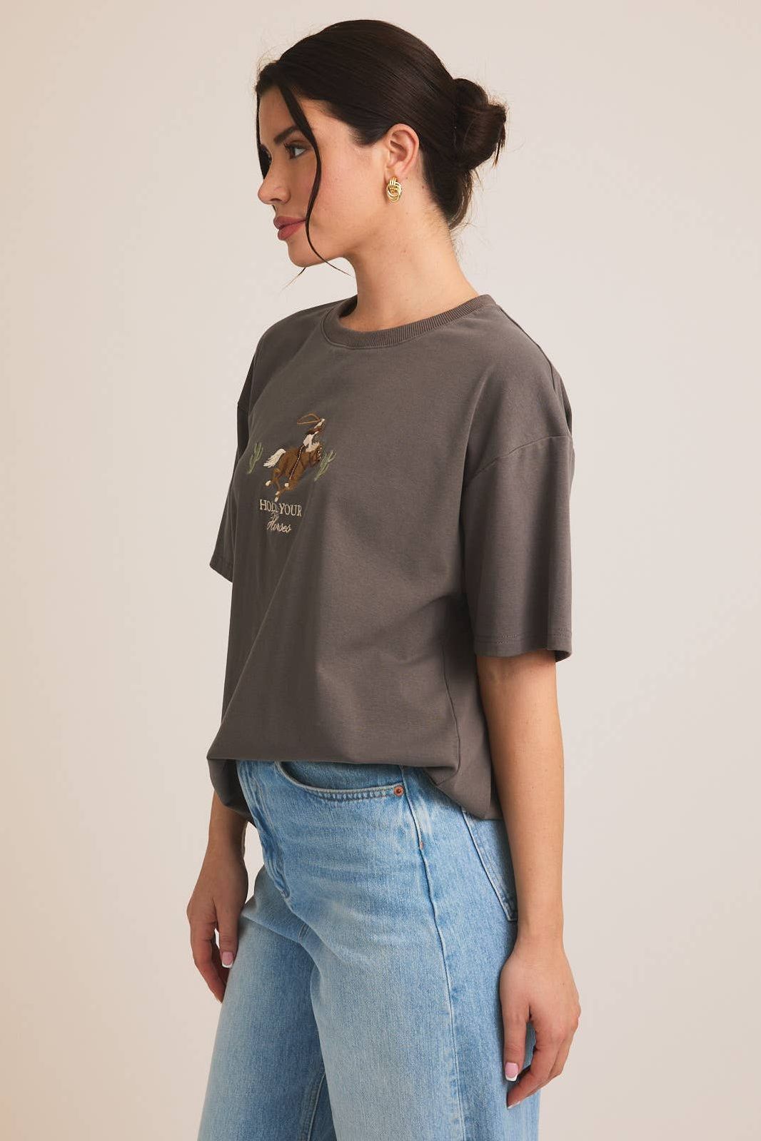"HOLD YOUR HORSES" EMBROIDERED T-SHIRT